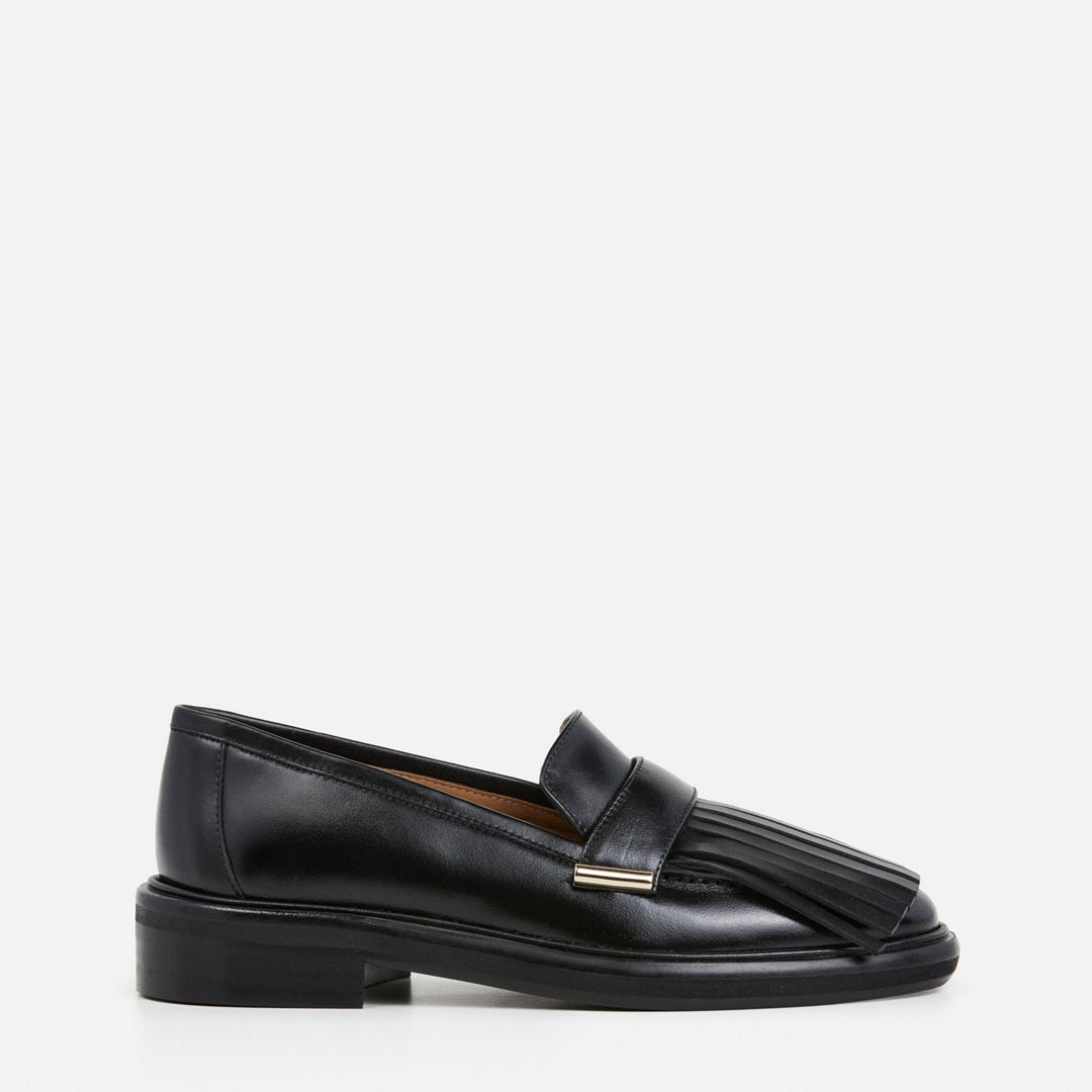 Carter Leather Black