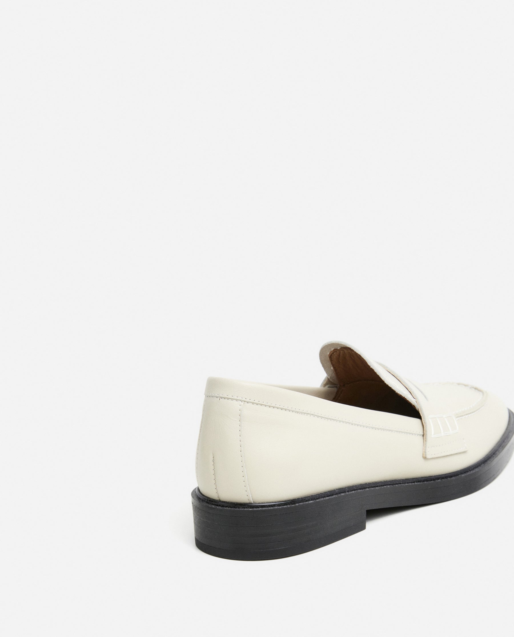 Sara Leather Creme