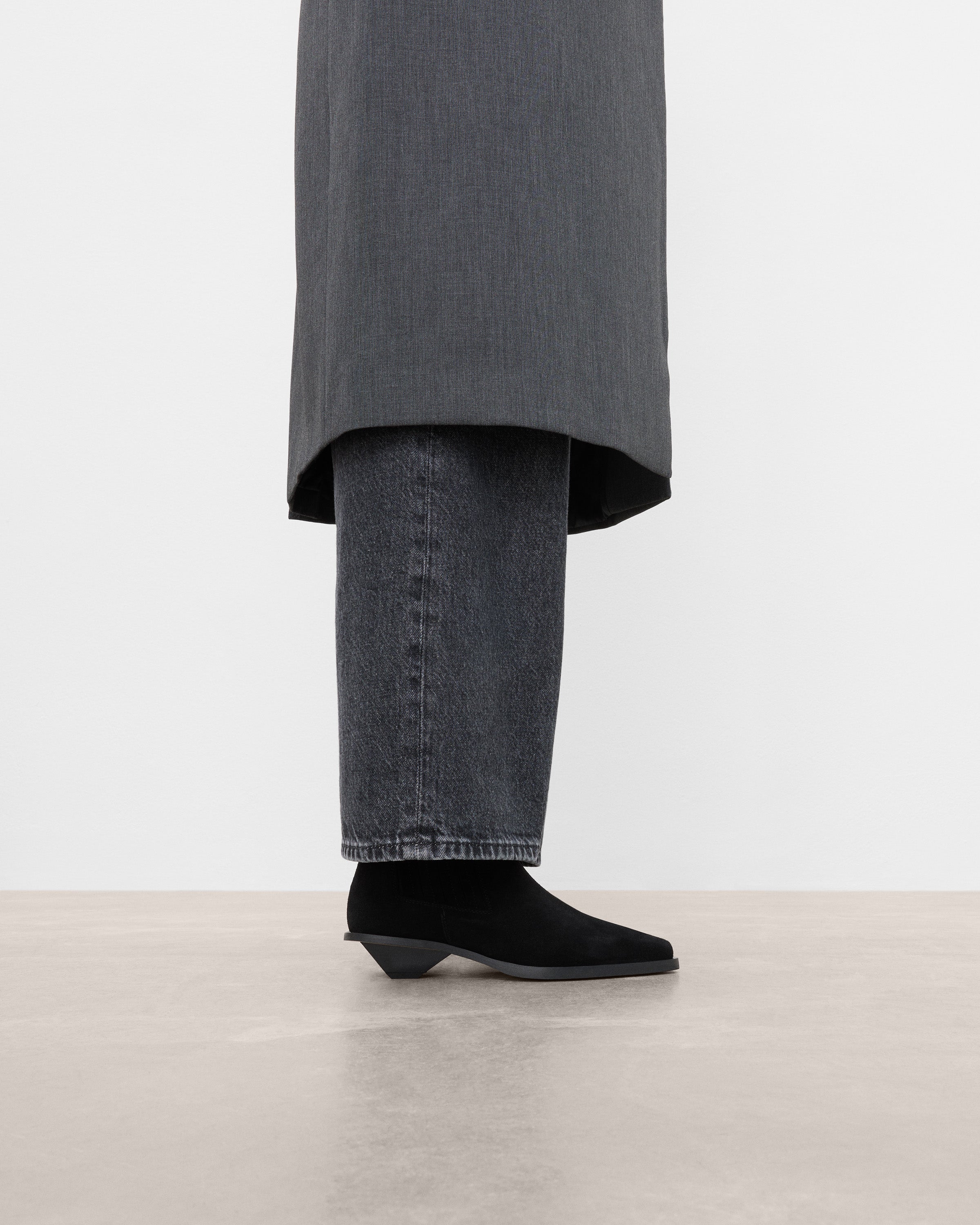 Indigo Suede Black